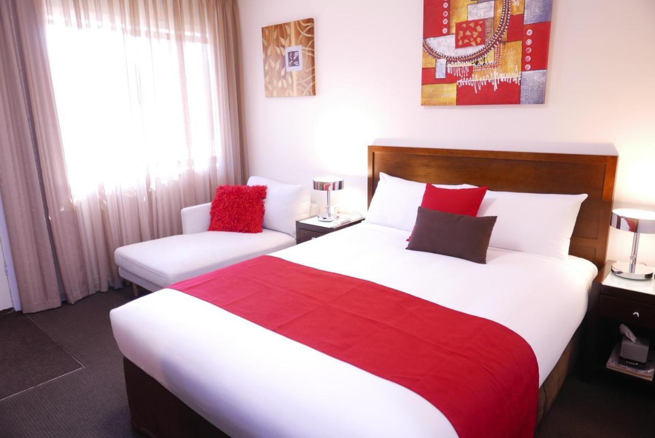 מריבורו Junction Motel מראה חיצוני תמונה